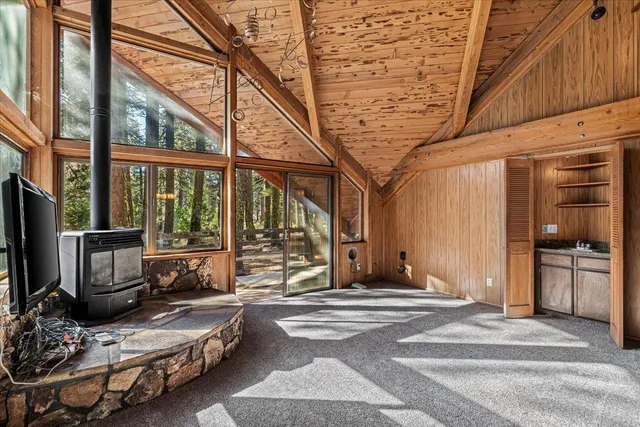 $549,950 | 33946 Leland Meadow Road, Pinecrest, CA 95364