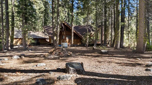 $549,950 | 33946 Leland Meadow Road, Pinecrest, CA 95364