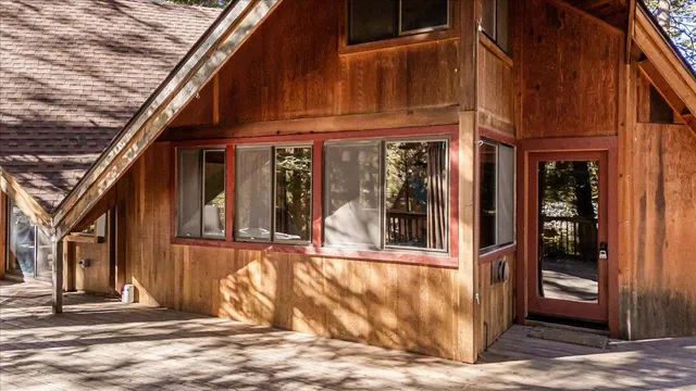 $549,950 | 33946 Leland Meadow Road, Pinecrest, CA 95364