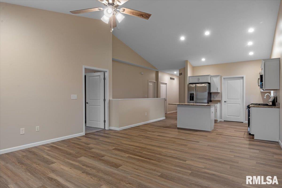 4033 Westgate Drive Springfield, IL 62711 - Photo 15 of 32 Gallery Image 15