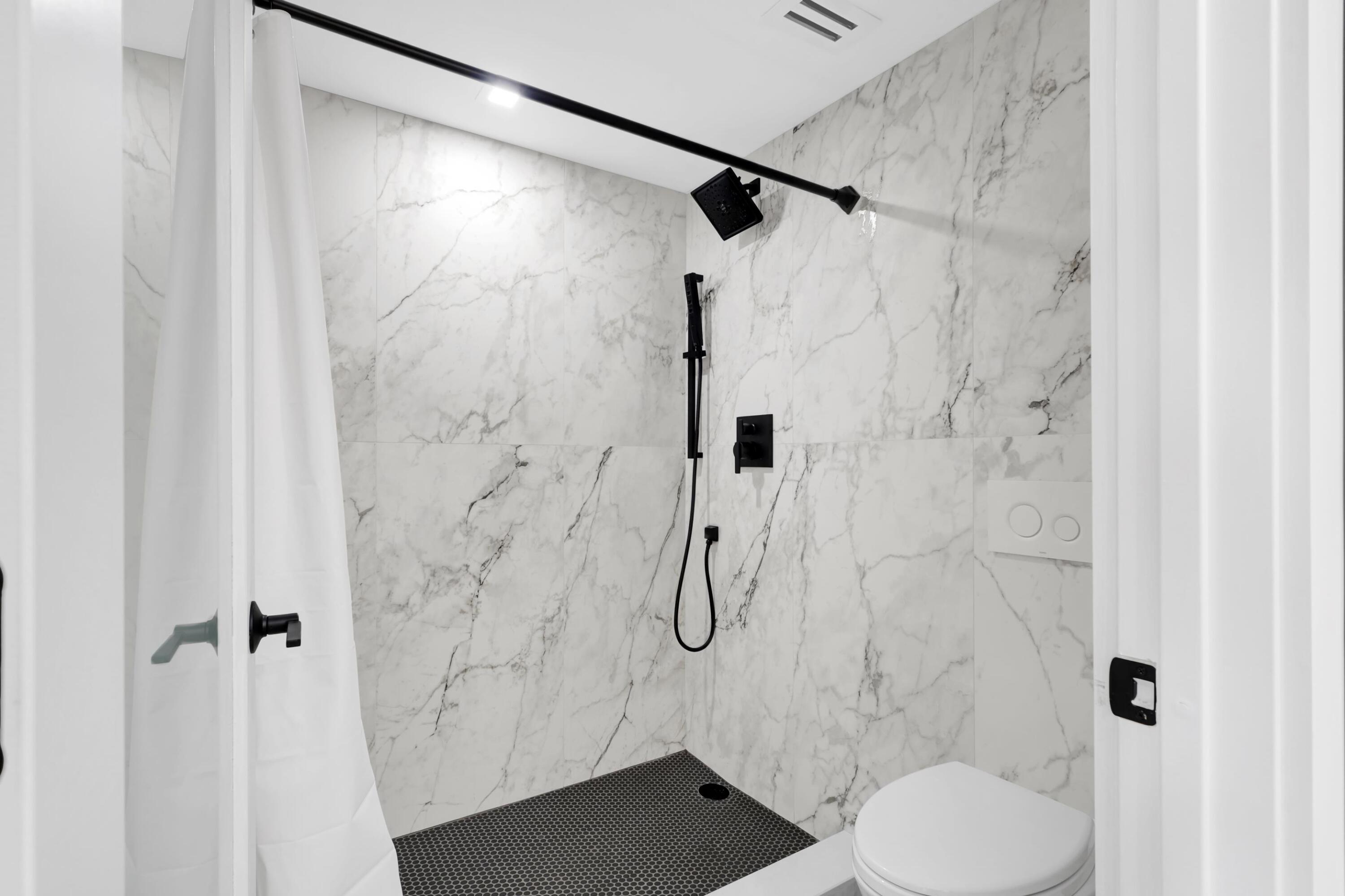 4 Royal Palm Way, Unit 4020 Boca Raton, FL 33432 - Photo 12 of 20 BB SHOWER 1