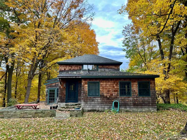 $1,800 | 186 Taylor Road, Cornwall, NY 10953