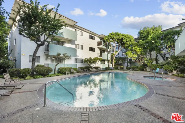 $639,000 | 5000 South Centinela Avenue, Unit 128, Los Angeles, CA 90066