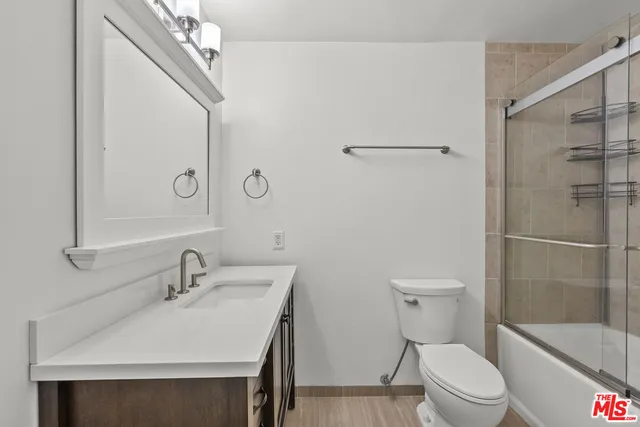 $639,000 | 5000 South Centinela Avenue, Unit 128, Los Angeles, CA 90066