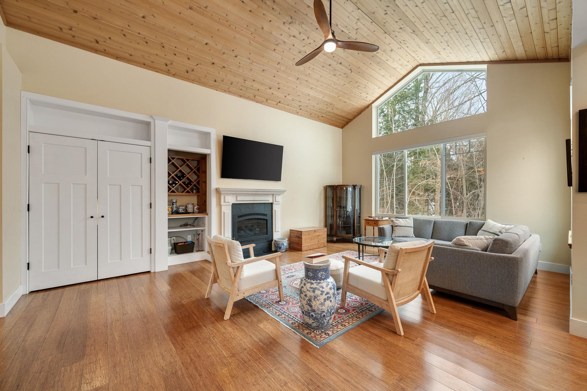 64 Webster Ridge Shelburne, VT 05482 - Photo 19 of 52