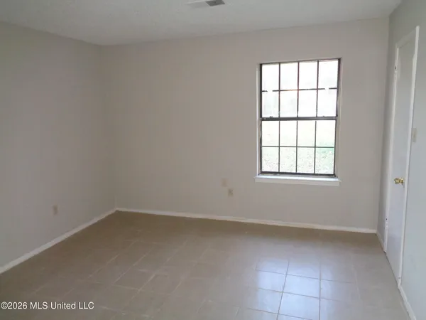 $1,225 | 5164 Woody Drive, Horn Lake, MS 38637