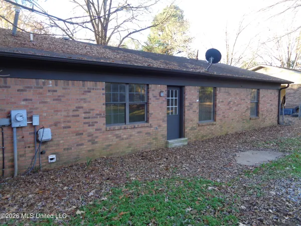 $1,225 | 5164 Woody Drive, Horn Lake, MS 38637