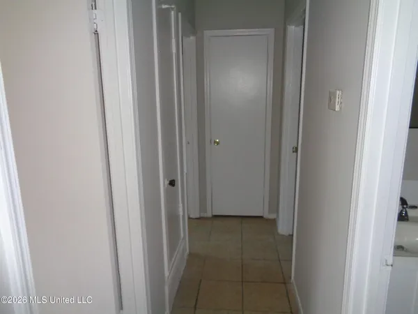 $1,225 | 5164 Woody Drive, Horn Lake, MS 38637