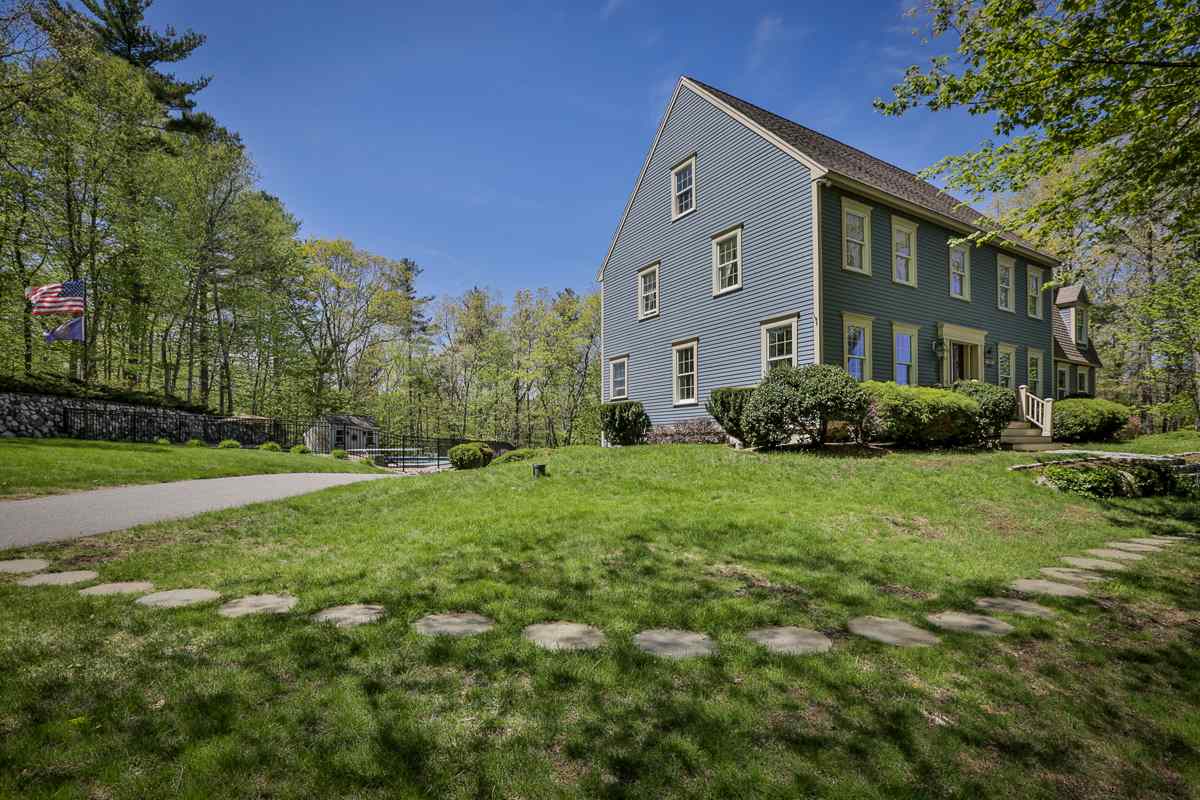 2 Deer Run Road Atkinson, NH 03811 - Photo 3 of 34 Gallery Image 3