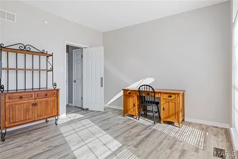 $385,000 | 30 Walnut Knoll Court, St. Charles, MO 63304