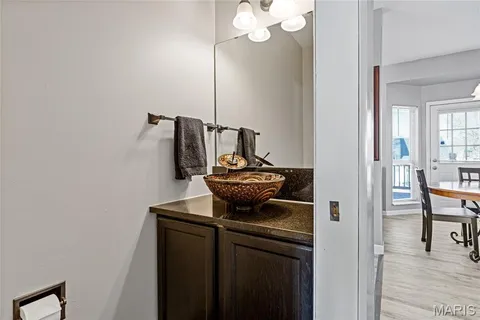 $385,000 | 30 Walnut Knoll Court, St. Charles, MO 63304