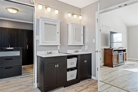 $385,000 | 30 Walnut Knoll Court, St. Charles, MO 63304