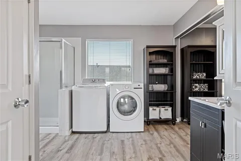 $385,000 | 30 Walnut Knoll Court, St. Charles, MO 63304