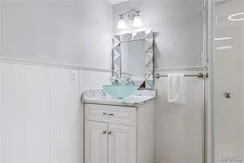 $385,000 | 30 Walnut Knoll Court, St. Charles, MO 63304