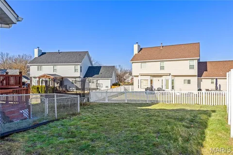 $385,000 | 30 Walnut Knoll Court, St. Charles, MO 63304