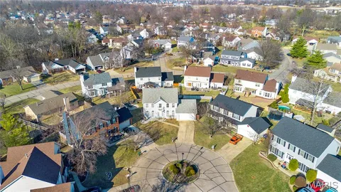 $385,000 | 30 Walnut Knoll Court, St. Charles, MO 63304