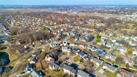 $385,000 | 30 Walnut Knoll Court, St. Charles, MO 63304