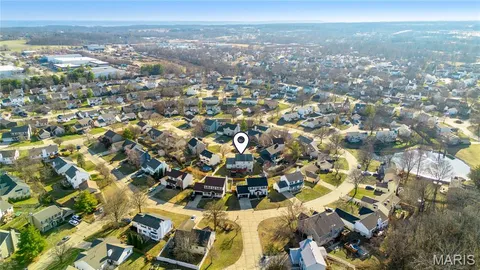 $385,000 | 30 Walnut Knoll Court, St. Charles, MO 63304
