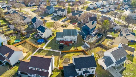 $385,000 | 30 Walnut Knoll Court, St. Charles, MO 63304