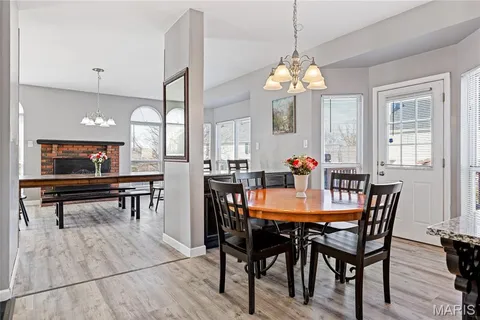 $385,000 | 30 Walnut Knoll Court, St. Charles, MO 63304