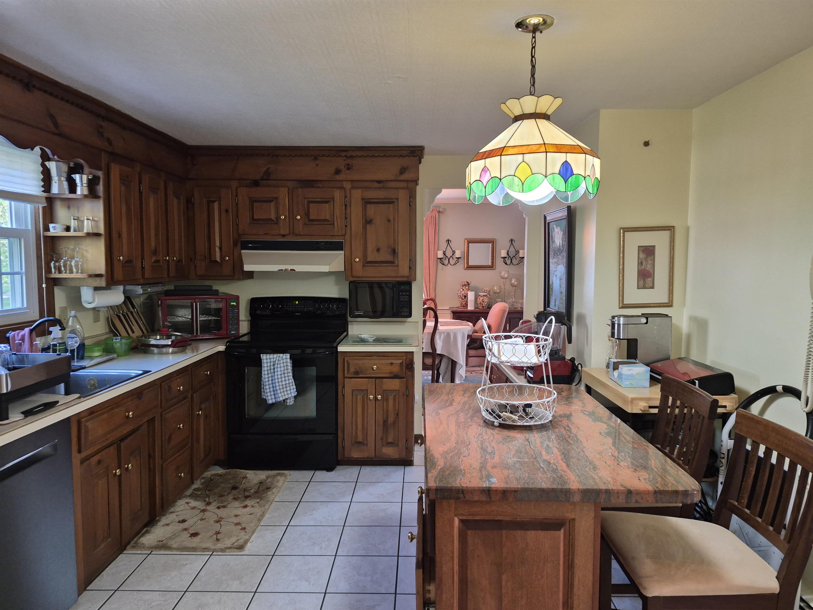 20 Shelburne Road Nashua, NH 03063 - Photo 16 of 41