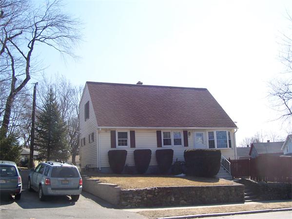 103 Standish Street Worcester, MA 01604 - Photo 1 of 29 Gallery Image 1