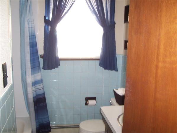 103 Standish Street Worcester, MA 01604 - Photo 12 of 29 Gallery Image 12
