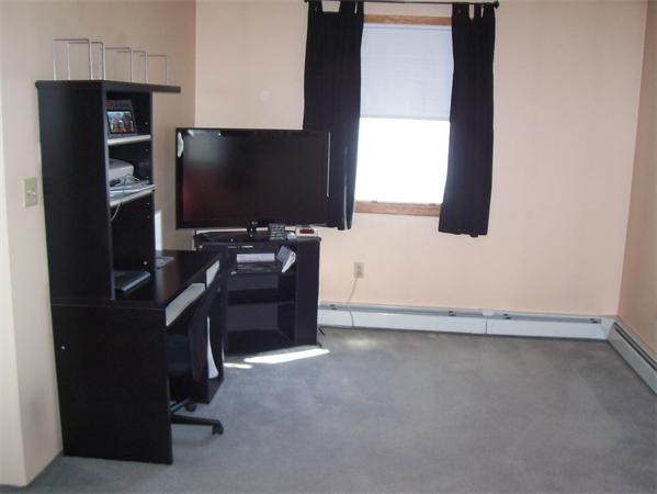 103 Standish Street Worcester, MA 01604 - Photo 23 of 29 Gallery Image 23