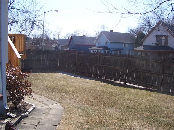 103 Standish Street Worcester, MA 01604 - Photo 5 of 29 Gallery Image 5