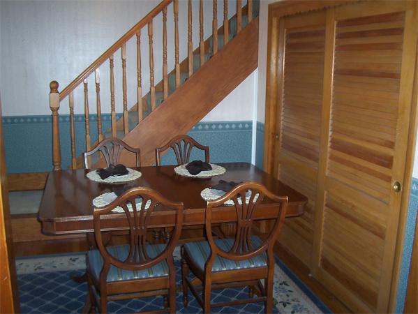 103 Standish Street Worcester, MA 01604 - Photo 7 of 29 Gallery Image 7