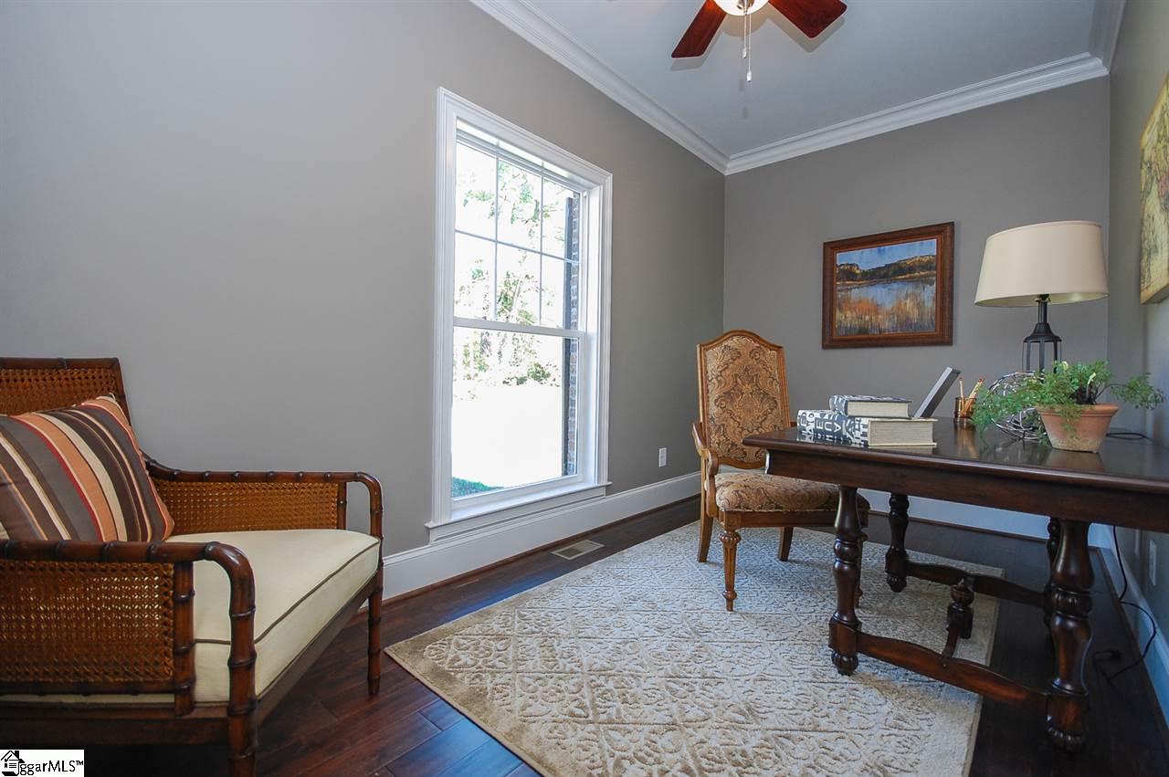 1622 Cleveland Street Greenville, SC 29607 - Photo 15 of 32