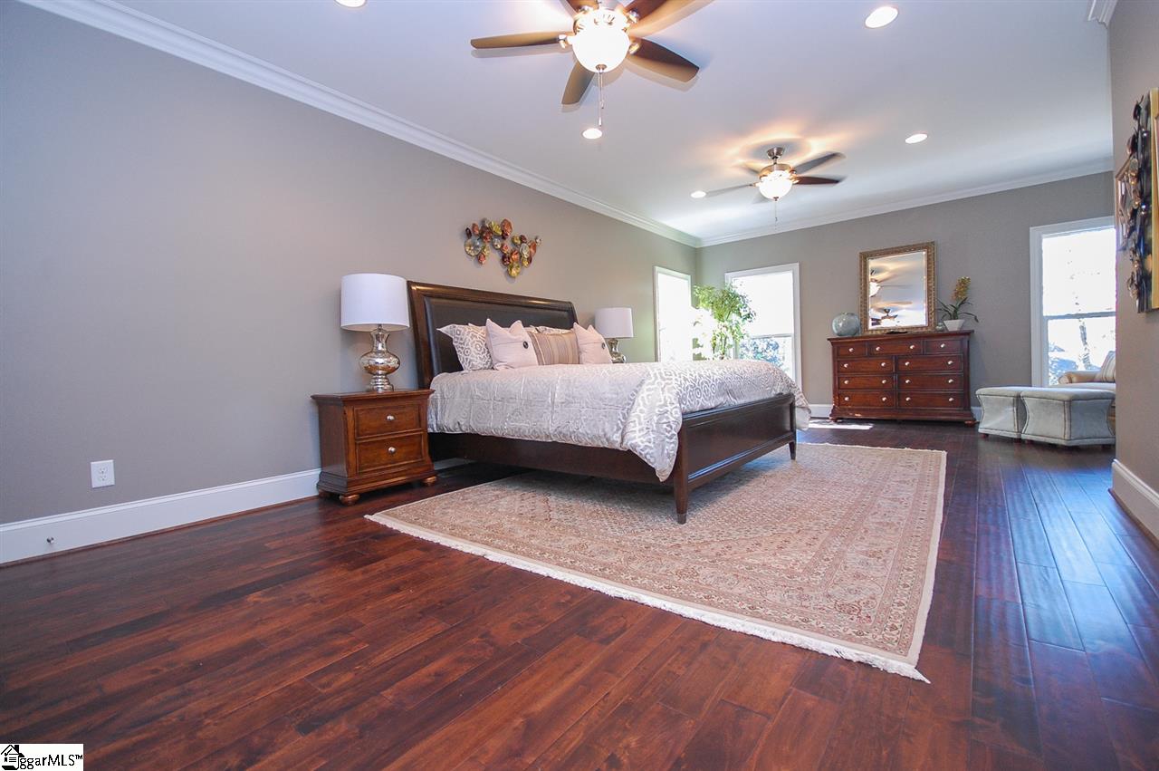 1622 Cleveland Street Greenville, SC 29607 - Photo 18 of 32