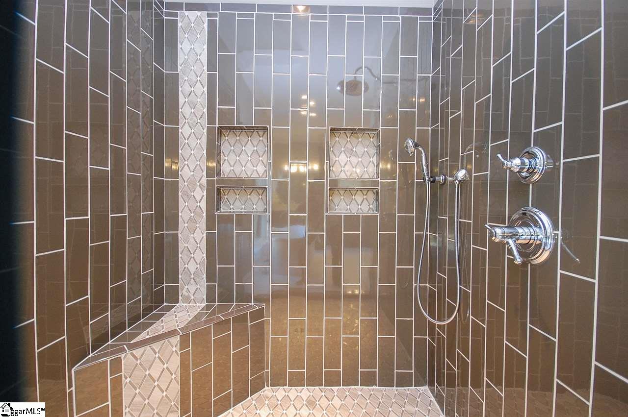 1622 Cleveland Street Greenville, SC 29607 - Photo 20 of 32