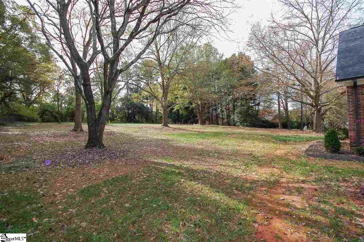 1622 Cleveland Street Greenville, SC 29607 - Photo 3 of 32