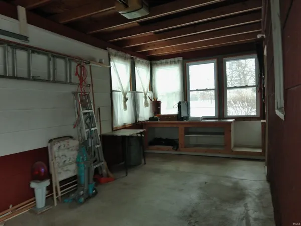 $145,000 | 955 East 9th Street, Rochester, IN 46975