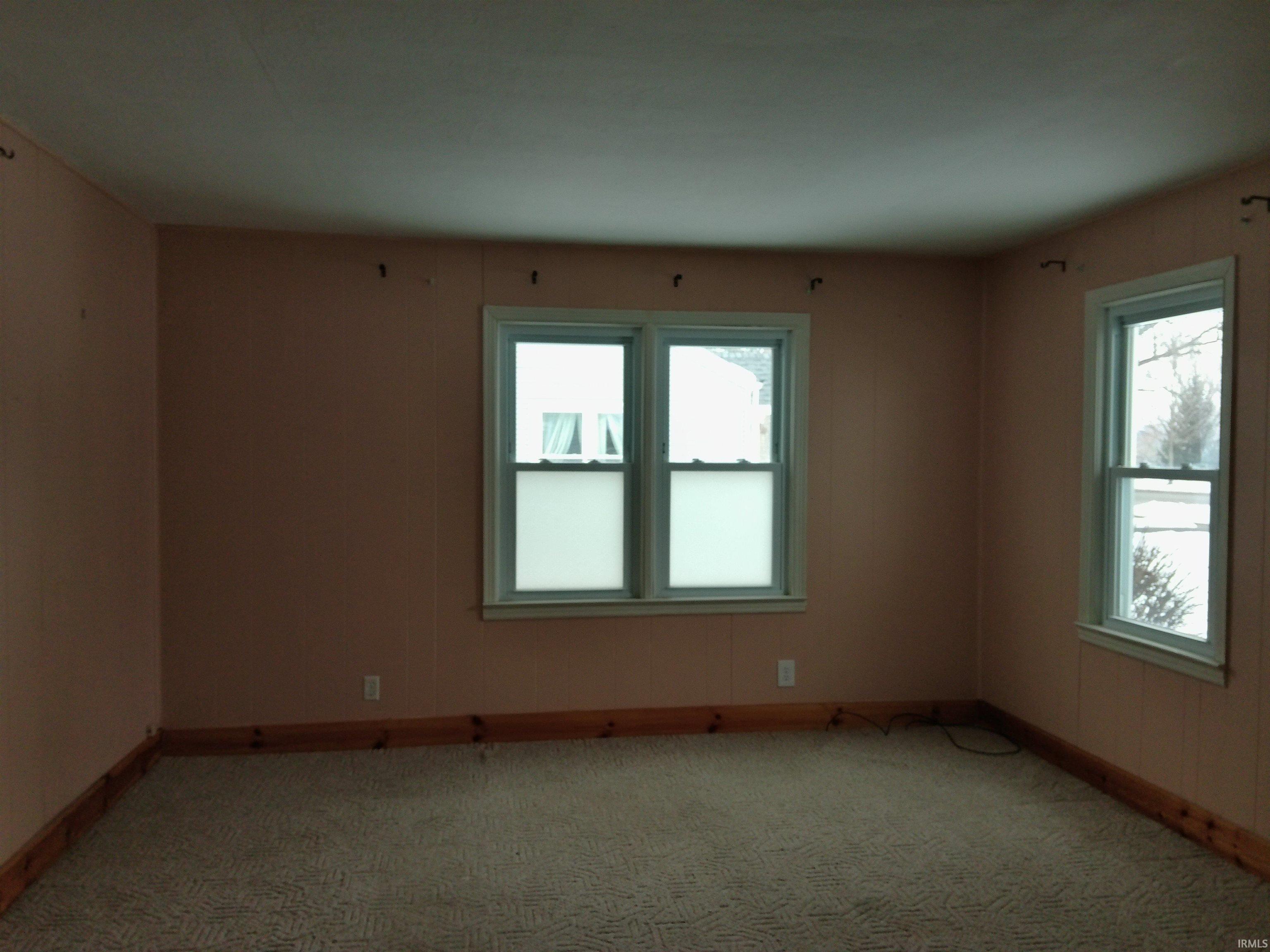 955 East 9th Street Rochester, IN 46975 - Photo 10 of 15 Gallery Image 10