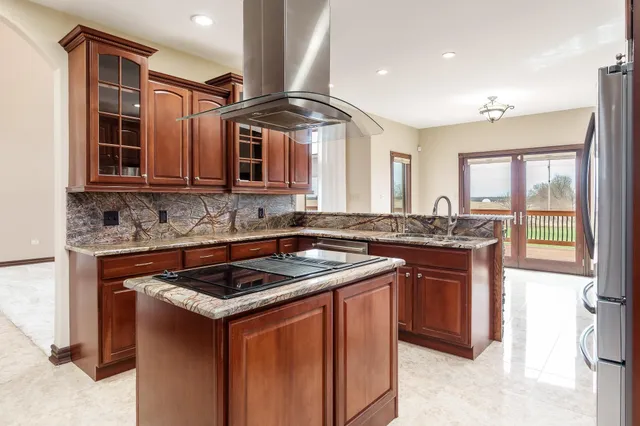 $699,999 | 9259 Hayrack Trail, Stillman Valley, IL 61084