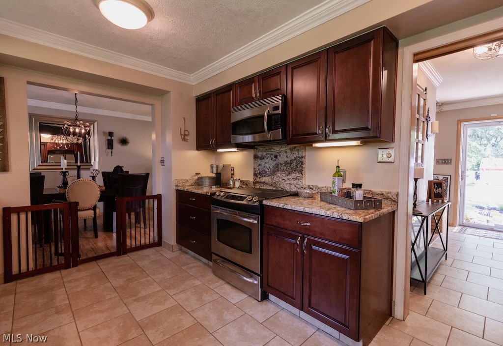 996 Newport Road Akron, OH 44303 - Photo 11 of 30 Gallery Image 11