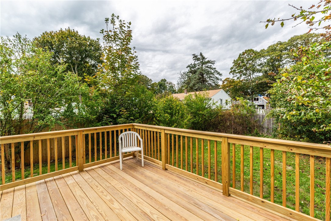 135 Lewiston Street Warwick, RI 02889 - Photo 17 of 20 Deck