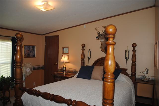 1324 Rock Springs Road Bethpage, TN 37022 - Photo 11 of 20 Second Bedroom