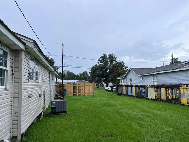 $237,500 | 867 Avenue East, Westwego, LA 70094