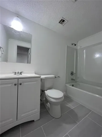 $237,500 | 867 Avenue East, Westwego, LA 70094