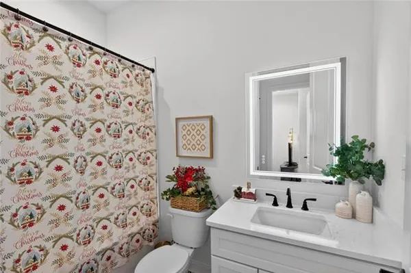 $329,000 | 3916 Norwood Drive, Chalmette, LA 70043