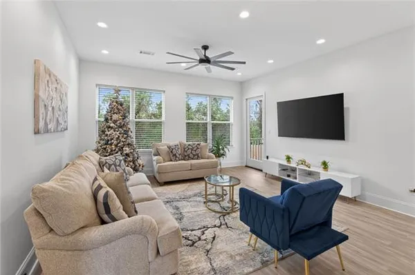 $329,000 | 3916 Norwood Drive, Chalmette, LA 70043