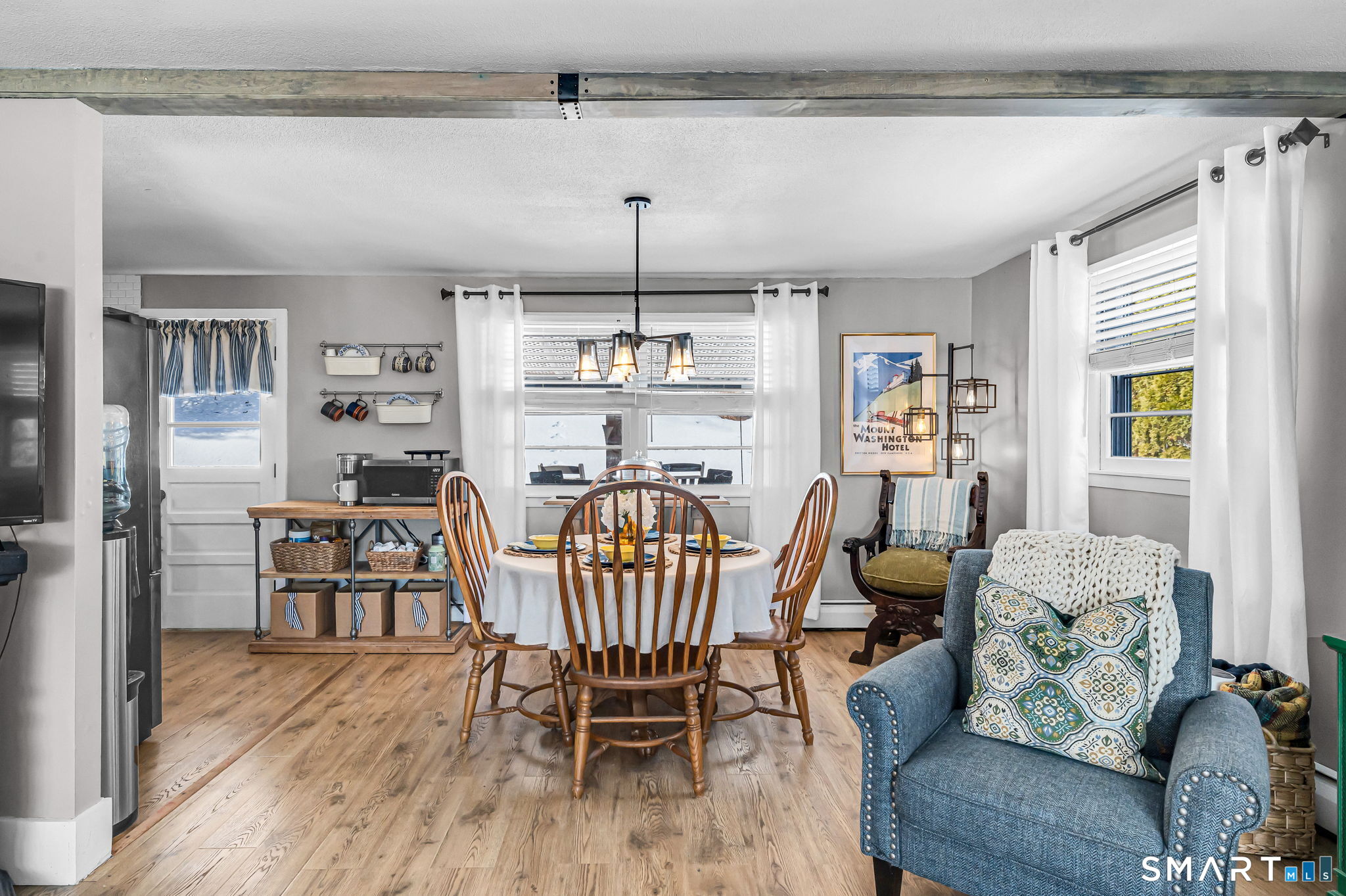 9 Hale Road Enfield, CT 06082 - Photo 7 of 40 a dining room with furniture and window