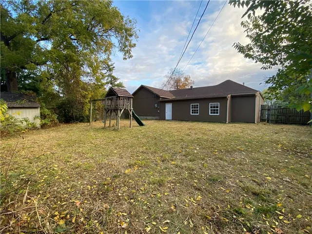 $210,000 | 2224 Woodend Avenue, Kansas City, KS 66106