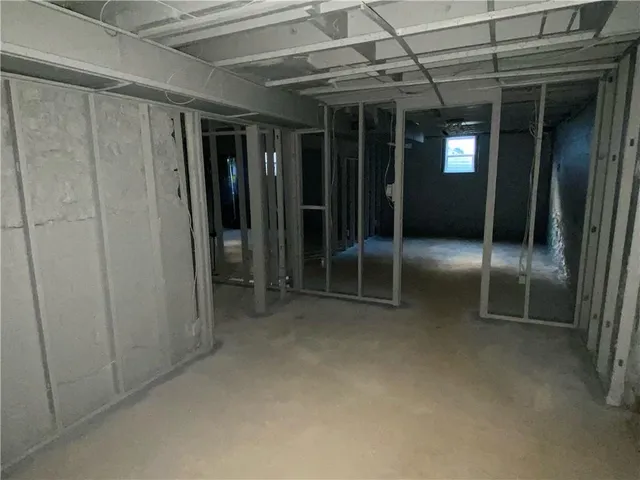 $210,000 | 2224 Woodend Avenue, Kansas City, KS 66106