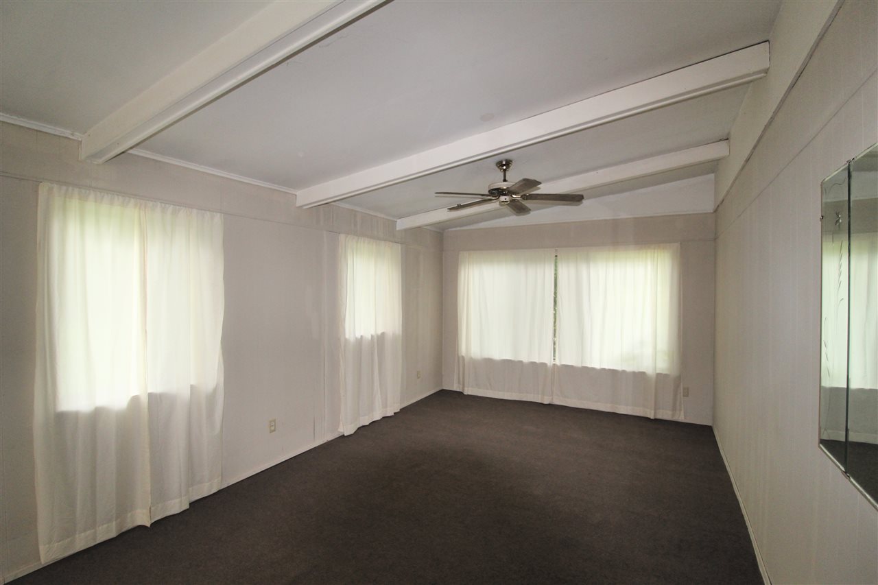 2261 Dutcher Road Flint, MI 48532 - Photo 3 of 17 31390978-2.JPG