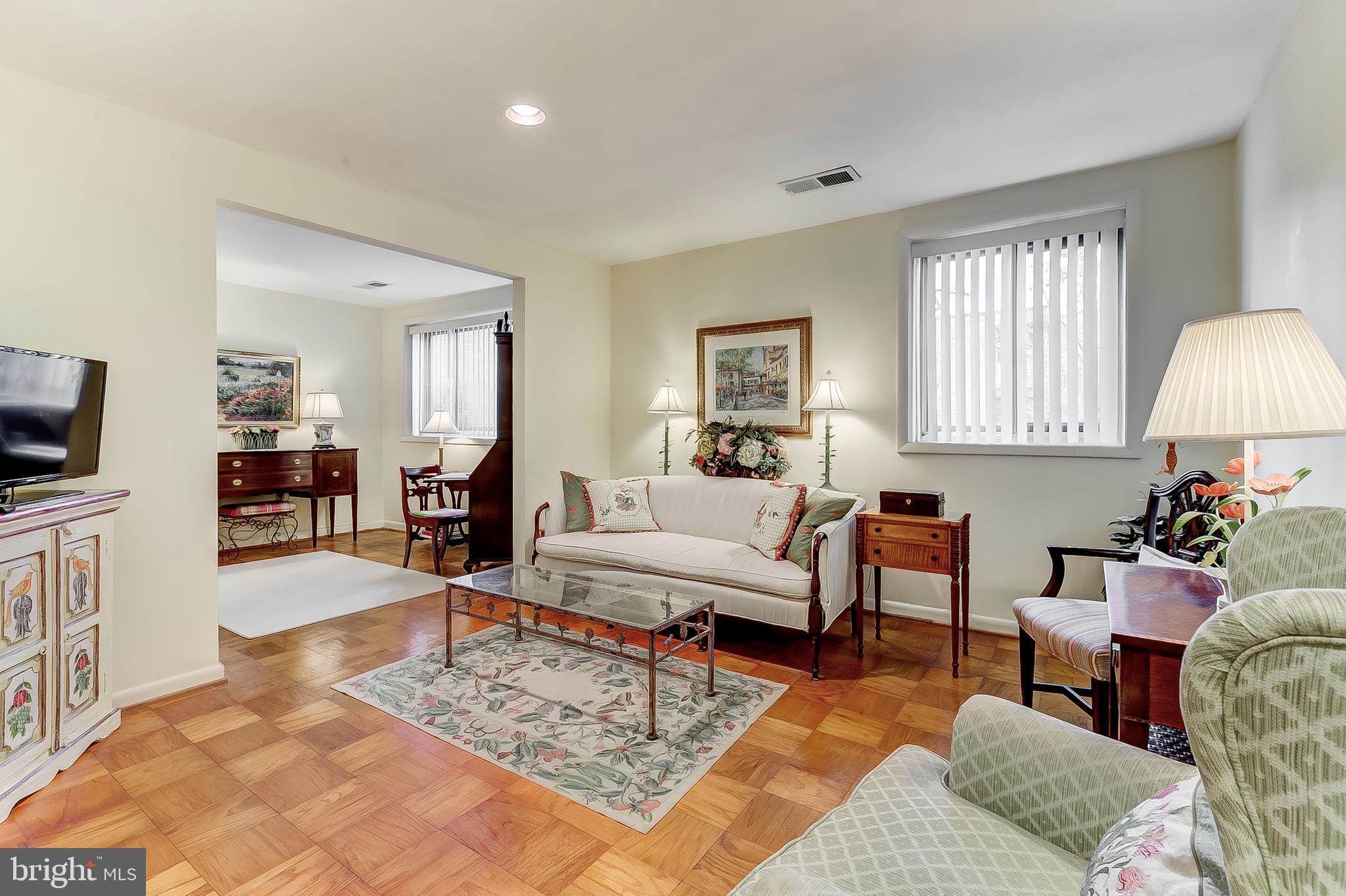 18 Cross Keys Road, Unit 18A Baltimore, MD 21210 - Photo 1 of 31