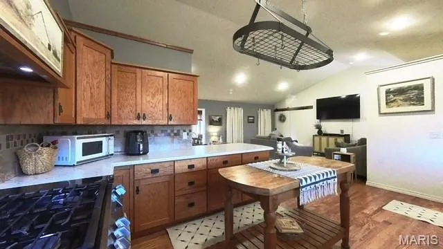 $399,900 | 1278 Fox Cir Drive, Mountain View, MO 65548